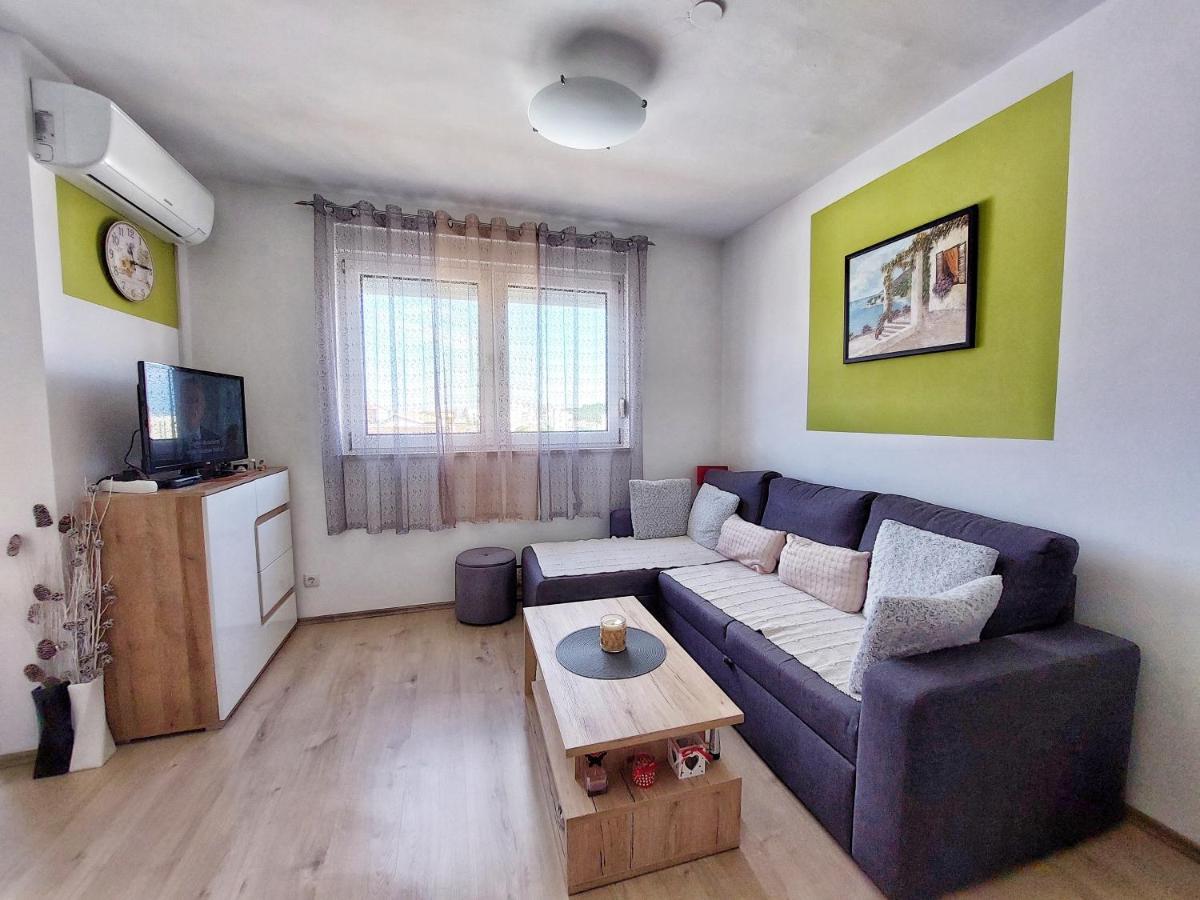 Dubravka Appartement Pula Buitenkant foto